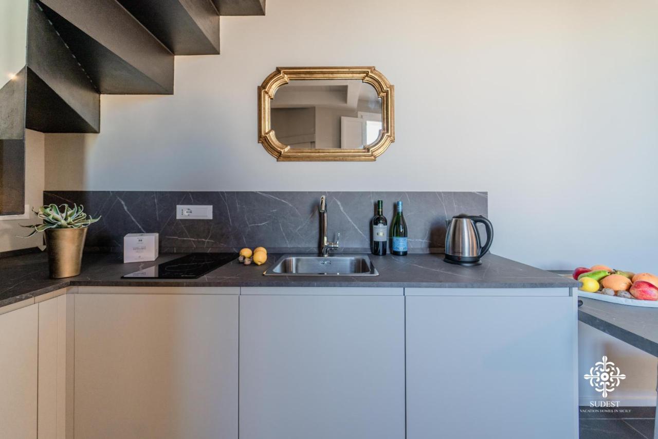 Ortigia Charming Suite Syracuse Extérieur photo